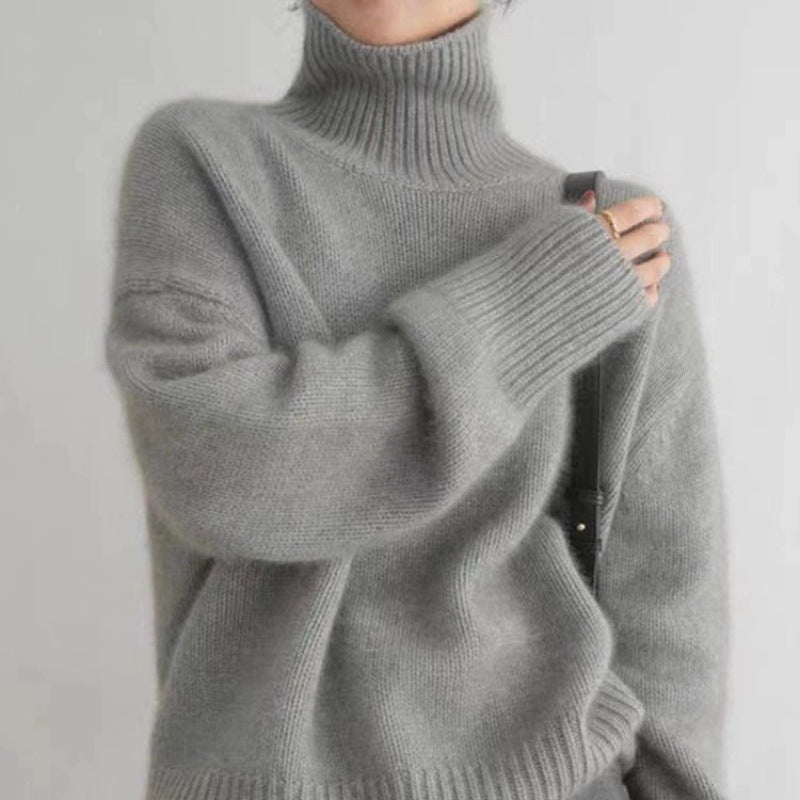 Selena | Elegant Turtleneck