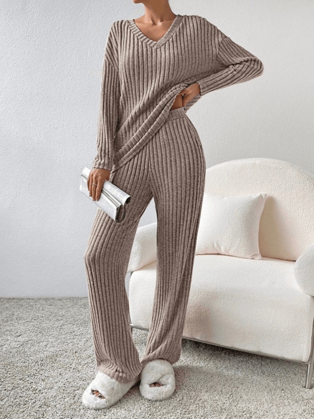FENNA | COSY & COMFORTABLE TWO-PIECE SET