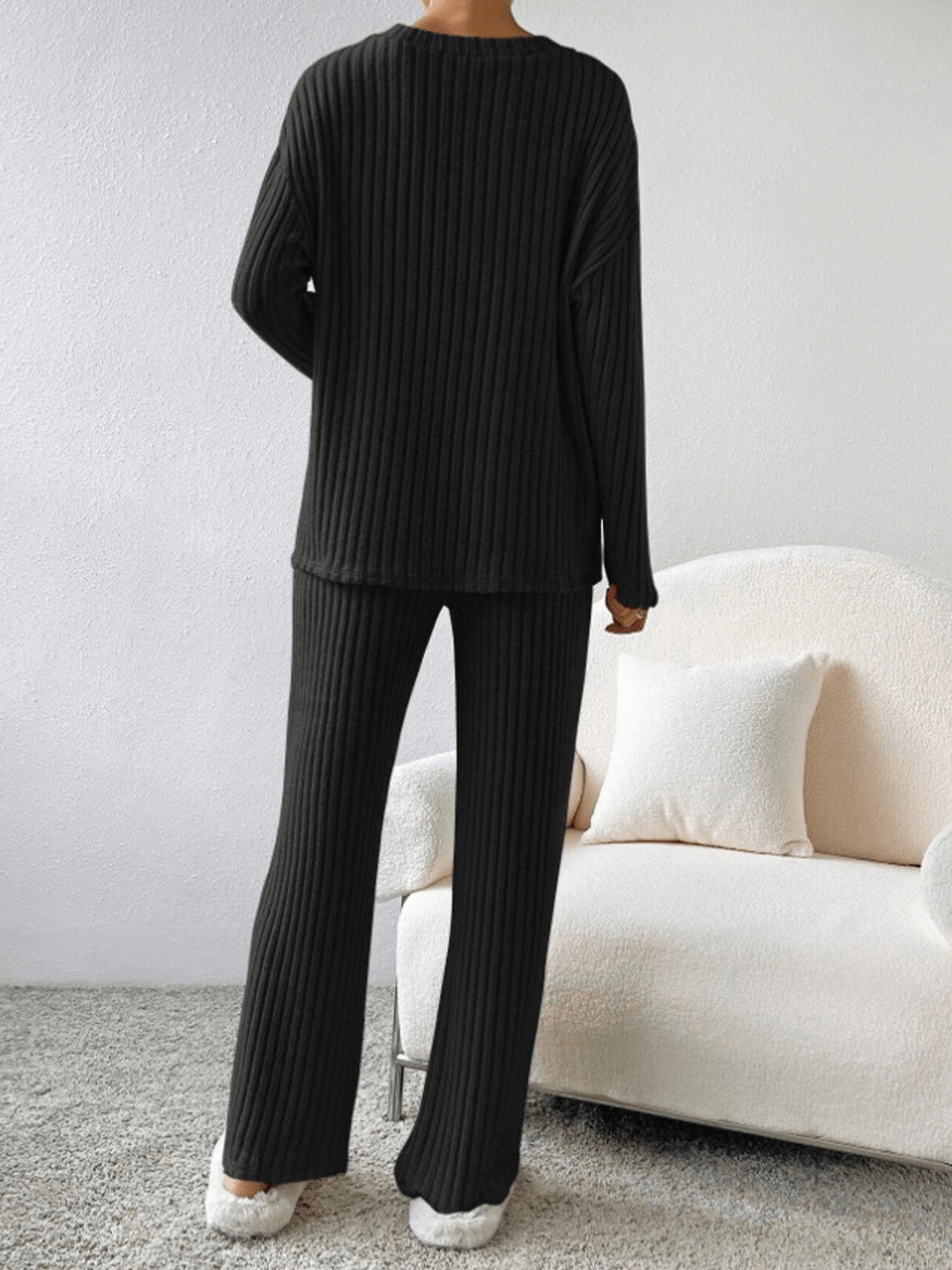 FENNA | COSY & COMFORTABLE TWO-PIECE SET