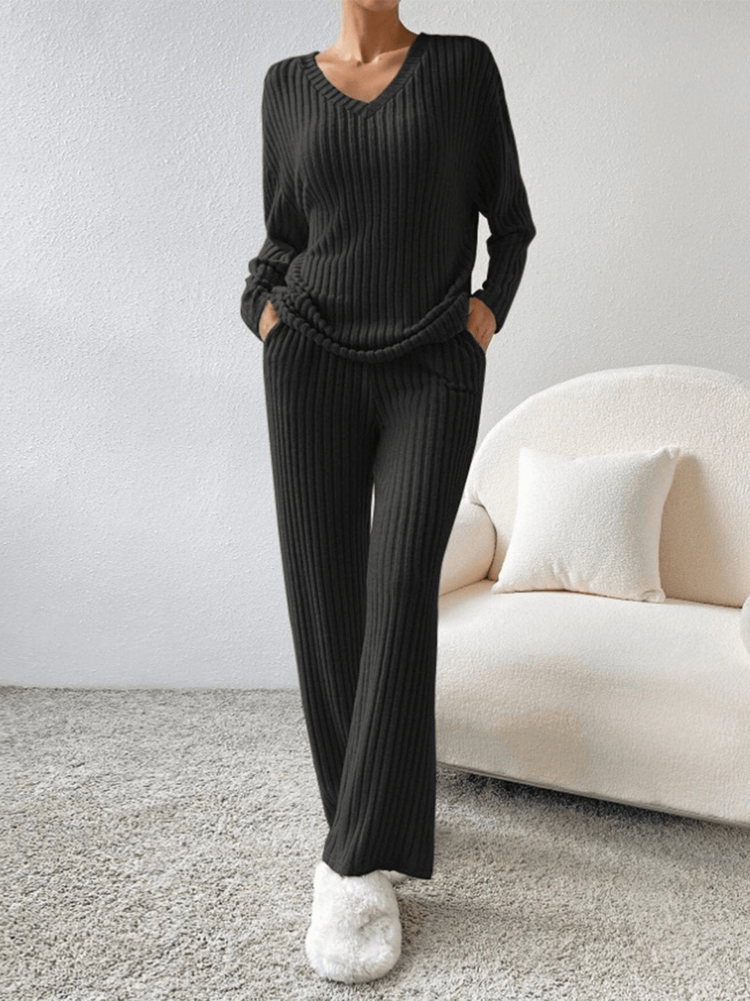 FENNA | COSY & COMFORTABLE TWO-PIECE SET